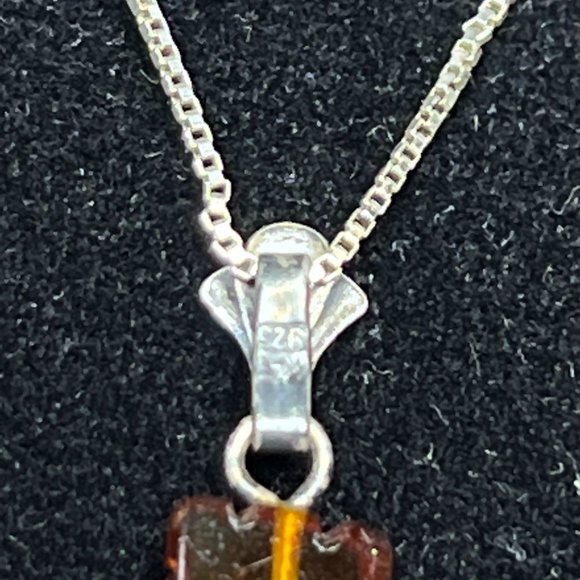 Vintage KC Sterling Silver Box Chain Necklace With Bakelite Cross Pendant (4254) - Picture 4 of 5